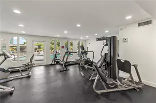 300 Diplomat Pkwy, Hallandale Beach, FL 33009 - Photo 40