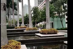 55 SE 6th St, Miami, FL 33131 - Photo 16