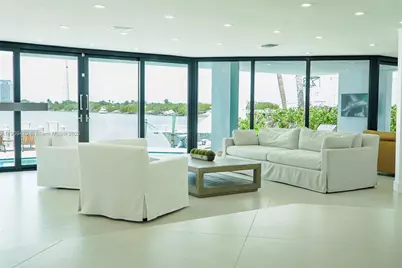 7720 Miami View Dr, North Bay Village, FL 33141 - Photo 8