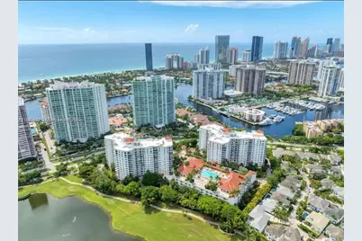 19900 E Country Club Dr #318, Aventura, FL 33180 - Photo 32