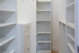 19900 E Country Club Dr, Aventura, FL 33180 - Photo 16