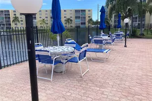 301 SE 3rd St, Dania Beach, FL 33004 - Photo 28