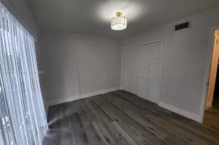 4320 NW 11th St, Miami, FL 33126 - Photo 4