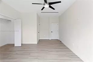 1250 NW 39th St, Miami, FL 33142 - Photo 10