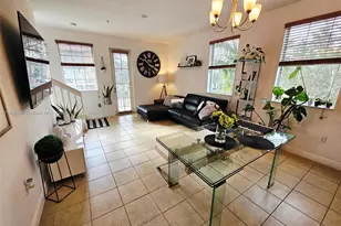 809 SW 147th Ave, Pembroke Pines, FL 33027 - Photo 6