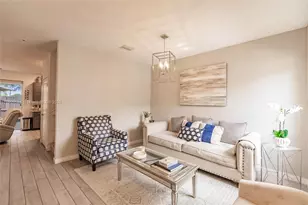 2333 SE 10th St, Homestead, FL 33035 - Photo 4