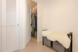 5750 Collins Ave, Miami Beach, FL 33140 - Photo 16