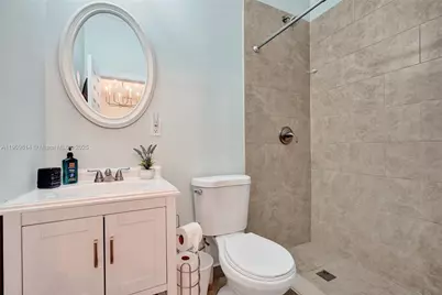 440 NW 38th Ct, Miami, FL 33126 - Photo 26