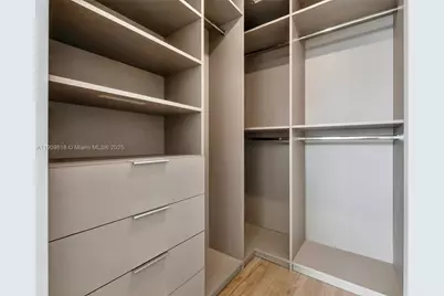 2678 Tigertail Ave #1501, Miami, FL 33133 - Photo 8