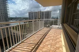 251 174th St, Sunny Isles Beach, FL 33160 - Photo 10