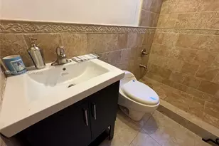 1411 Seagrape Cir, Weston, FL 33326 - Photo 18