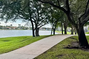 1411 Seagrape Cir, Weston, FL 33326 - Photo 26