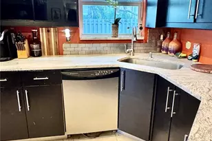 1411 Seagrape Cir, Weston, FL 33326 - Photo 6