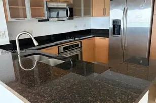 31 SE 5th St, Miami, FL 33131 - Photo 10