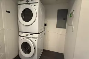 1060 Brickell Ave, Miami, FL 33131 - Photo 30