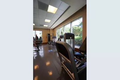 1060 Brickell Ave #1411, Miami, FL 33131 - Photo 32