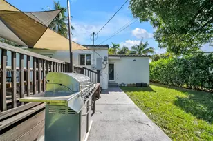 125 NW 100th Terrace, Miami Shores, FL 33150 - Photo 12