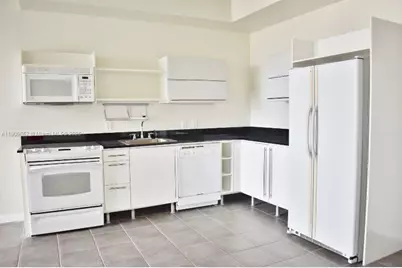 690 SW 1st Ct #2325, Miami, FL 33130 - Photo 4