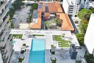 690 SW 1st Ct, Miami, FL 33130 - Photo 10