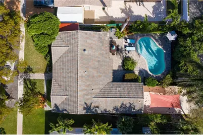 418 SE 3rd Ter #0, Dania Beach, FL 33004 - Photo 4