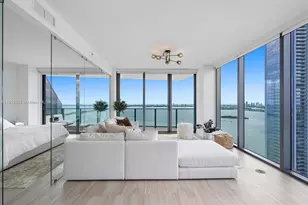 460 NE 28th St, Miami, FL 33137 - Photo 1