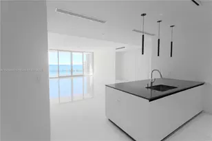 300 Biscayne Blvd Way, Miami, FL 33131 - Photo 8