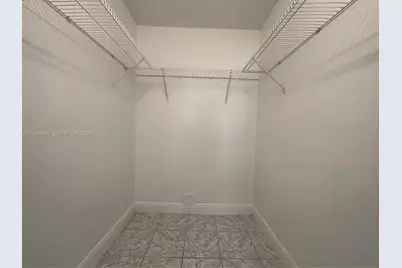 842 NE 209th St #103, Miami, FL 33179 - Photo 10