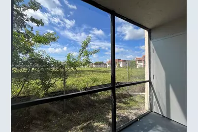 842 NE 209th St #103, Miami, FL 33179 - Photo 16