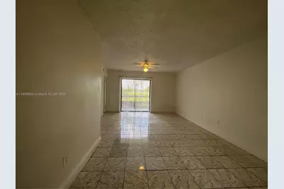 842 NE 209th St #103, Miami, FL 33179 - Photo 4