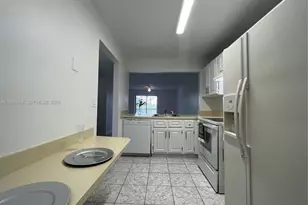 842 NE 209th St, Miami, FL 33179 - Photo 2