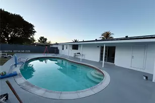 11930 SW 199th St, Miami, FL 33177 - Photo 26