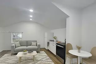 1008 N 18th Ct, Hollywood, FL 33020 - Photo 1