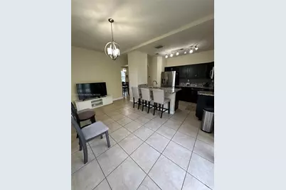 133 SE 28th Ter #8, Homestead, FL 33033 - Photo 10