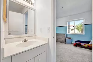 174 Riviera Cir, Weston, FL 33326 - Photo 44