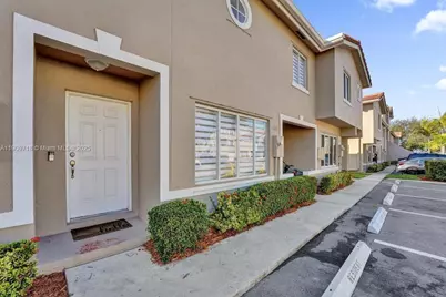 174 Riviera Cir #27-4, Weston, FL 33326 - Photo 6