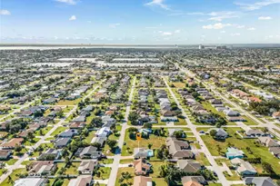 4404 SW 7th Ave, Cape Coral, FL 33914 - Photo 34