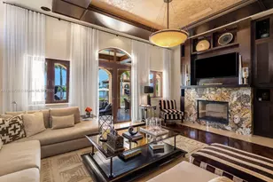 210 Palm Ave, Miami Beach, FL 33139 - Photo 16