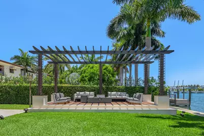 210 Palm Avenue, Miami Beach, FL 33139 - Photo 10