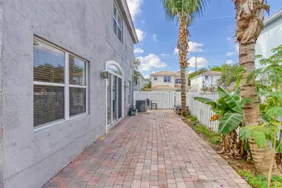 3839 SW 51st St, Hollywood, FL 33312 - Photo 36