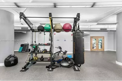 253 NE 2nd St #219, Miami, FL 33132 - Photo 18