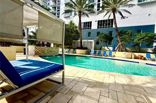 253 NE 2nd St, Miami, FL 33132 - Photo 22
