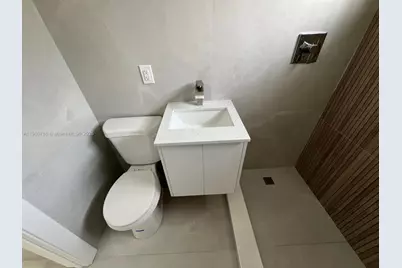 1185 W 50th St, Hialeah, FL 33012 - Photo 10