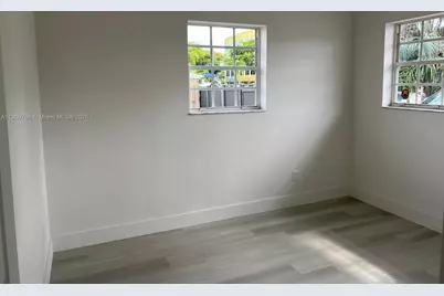 1185 W 50th St, Hialeah, FL 33012 - Photo 4