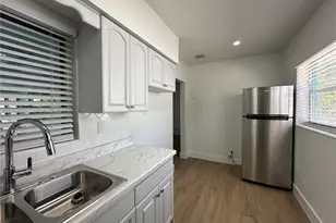 4300 Sea Grape Dr, Lauderdale by the Sea, FL 33308 - Photo 1