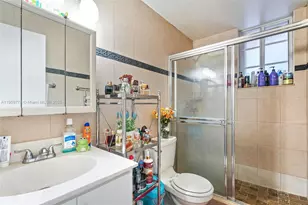 3900 W 11th Ave, Hialeah, FL 33012 - Photo 8