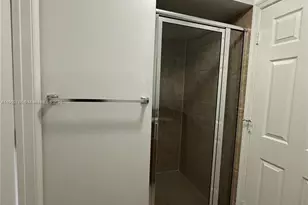 1045 NE 10th Ave, Fort Lauderdale, FL 33304 - Photo 16