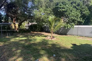 2181 NW 91st St, Miami, FL 33147 - Photo 14