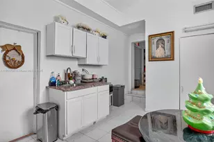 23825 SW 142nd Ave, Homestead, FL 33032 - Photo 14