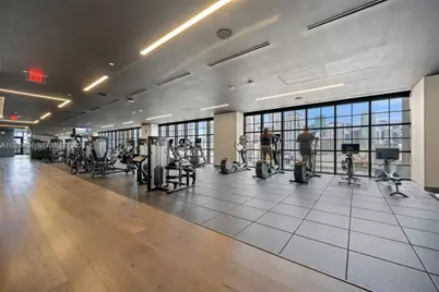 159 NE 6th St #3706, Miami, FL 33132 - Photo 18