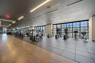 159 NE 6th St, Miami, FL 33132 - Photo 18